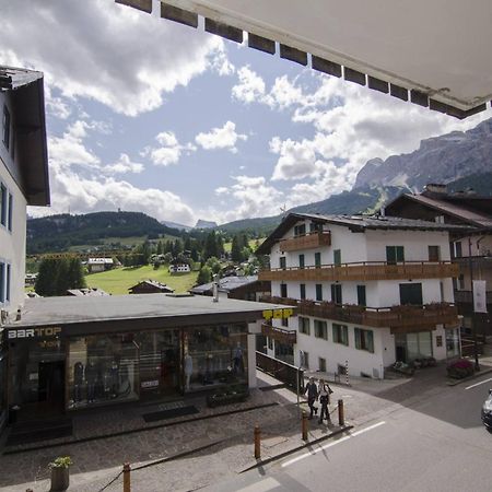 Accogliente Appartamento In Corso Italia Κορτίνα Ντ' Αμπέτσο Εξωτερικό φωτογραφία